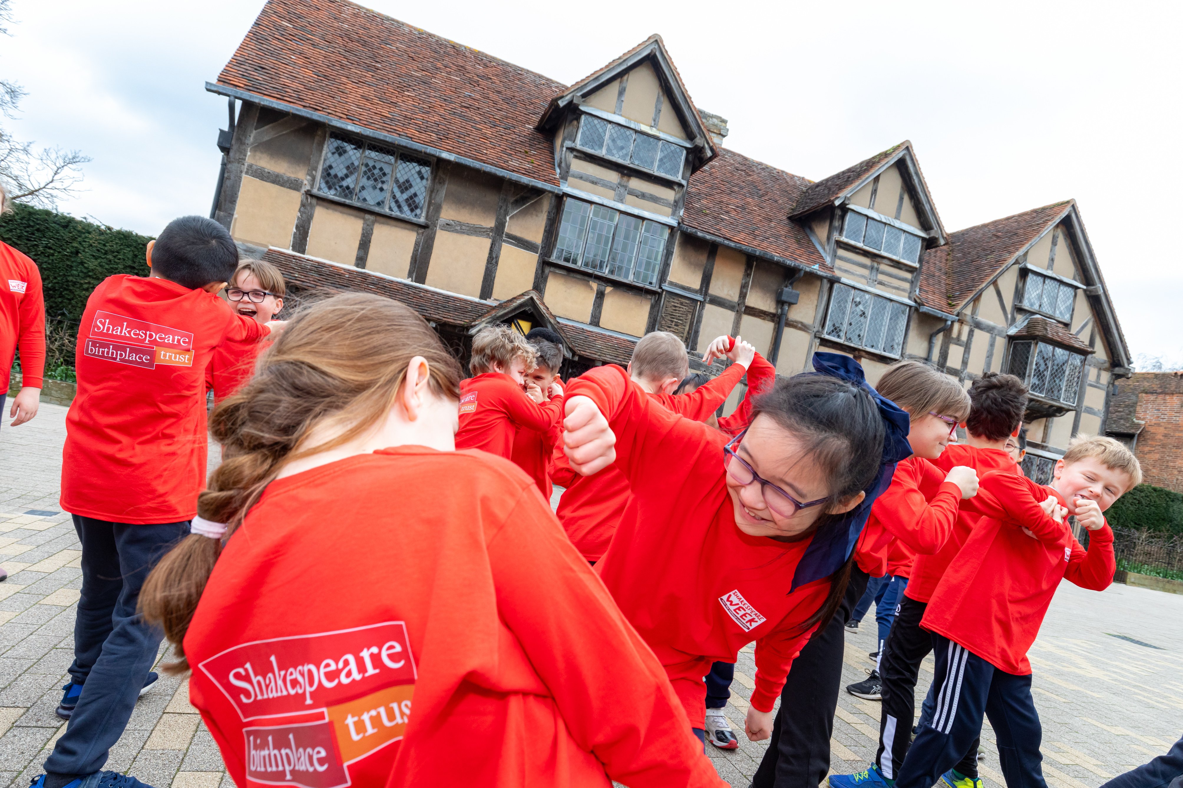 Unlocking Shakespeare: The First Quatrain'S Hidden Meaning - z7f6s20